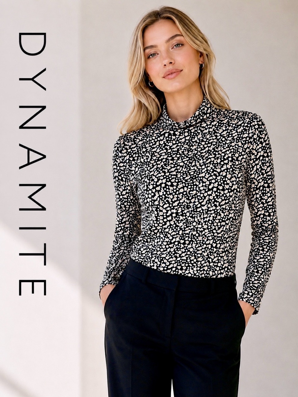 🌼DYNAMITE Black Floral Mock Neck Top